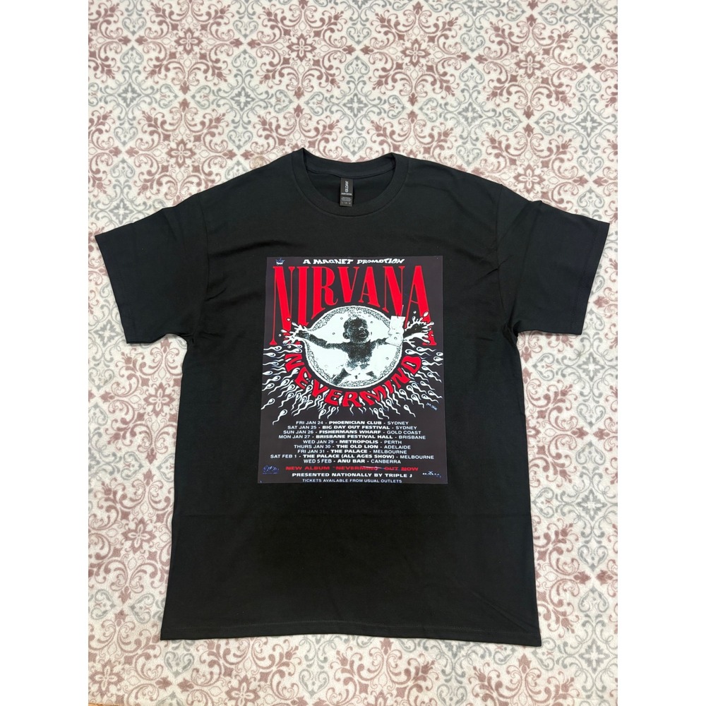 Gildan Nirvana Nevermind 1992 Australia Tour Graphic T-Shirt Black Large